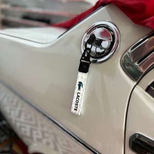 Lacoste anahtarlık