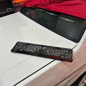 Porsche pleksi plakalık
