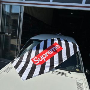 Supreme büyük havlu